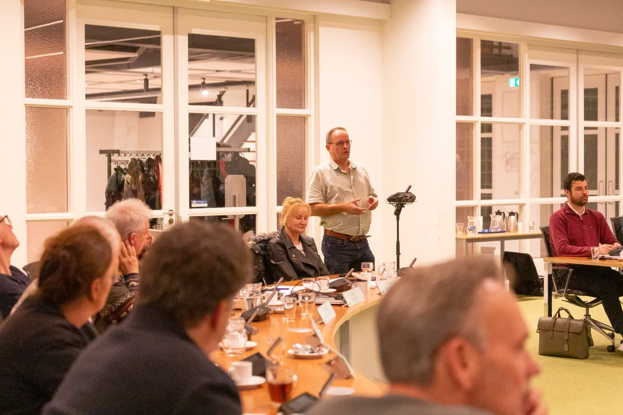 Hart voor Veldhoven 3